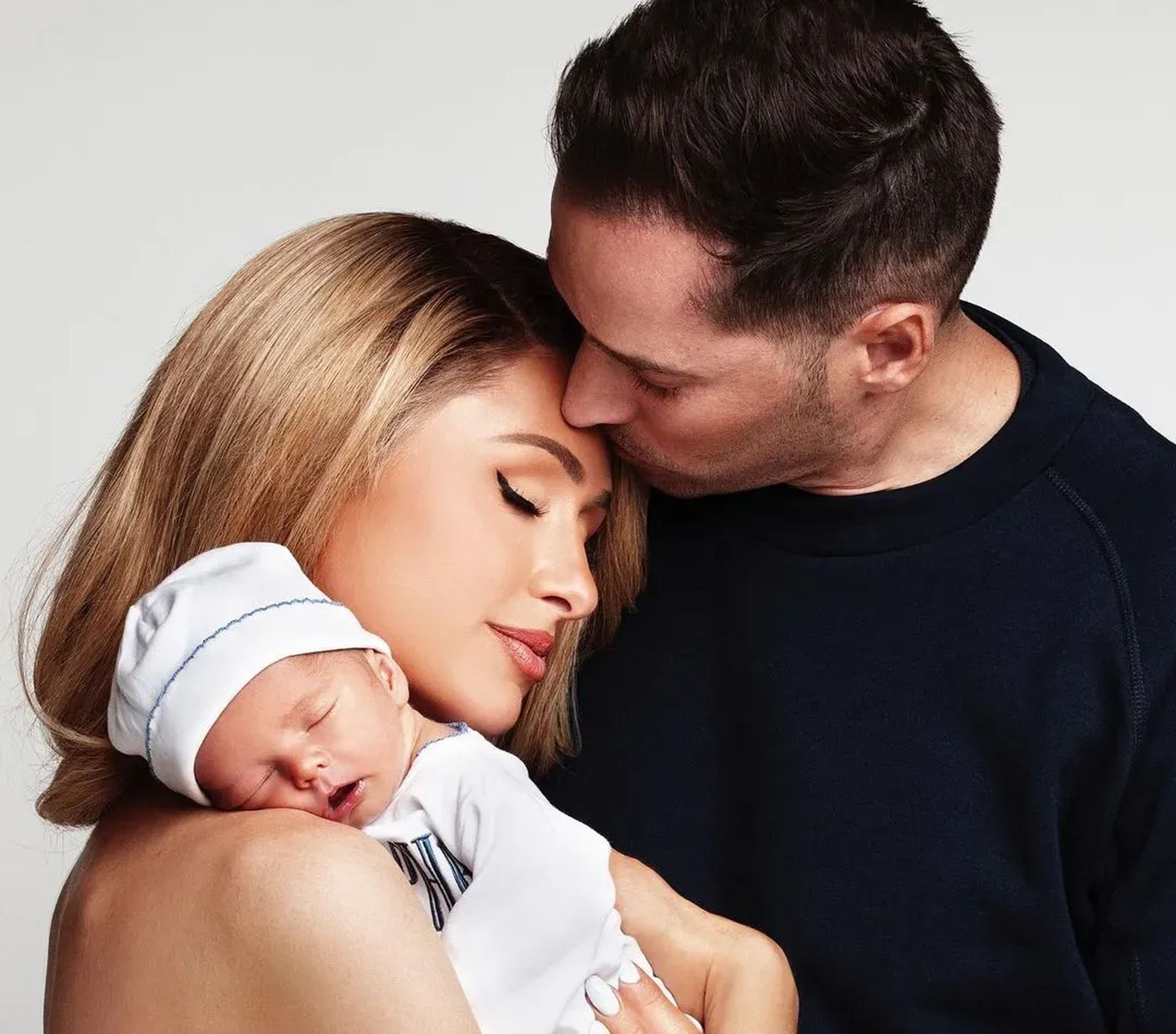 Paris Hilton baby's first photo was unveiled to the public by her and Carter Reum. The couple posted the first image of their kid to Instagram on Thursday....