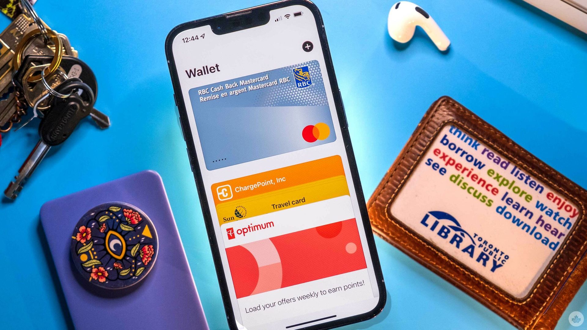 In this article, we are going to be covering how many cards can Apple Wallet hold, so you know about what your Apple Wallet is capable of and how many... 