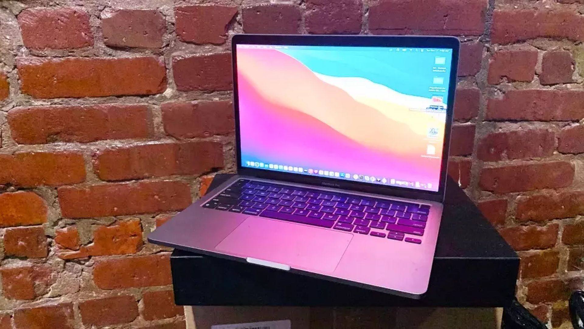 Best laptop with long battery life and lightweight